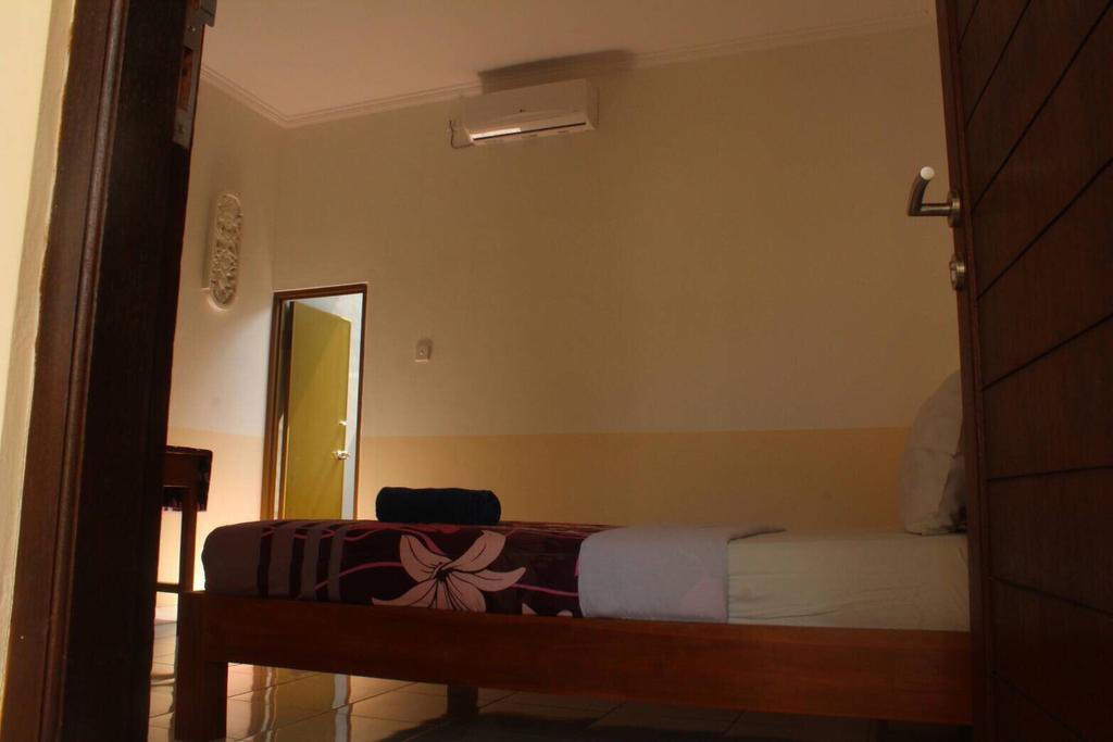 Purnama Guesthouse Canggu Exterior foto